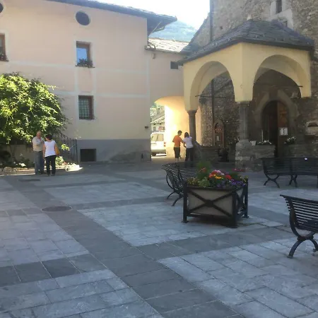 Casa Laura - *